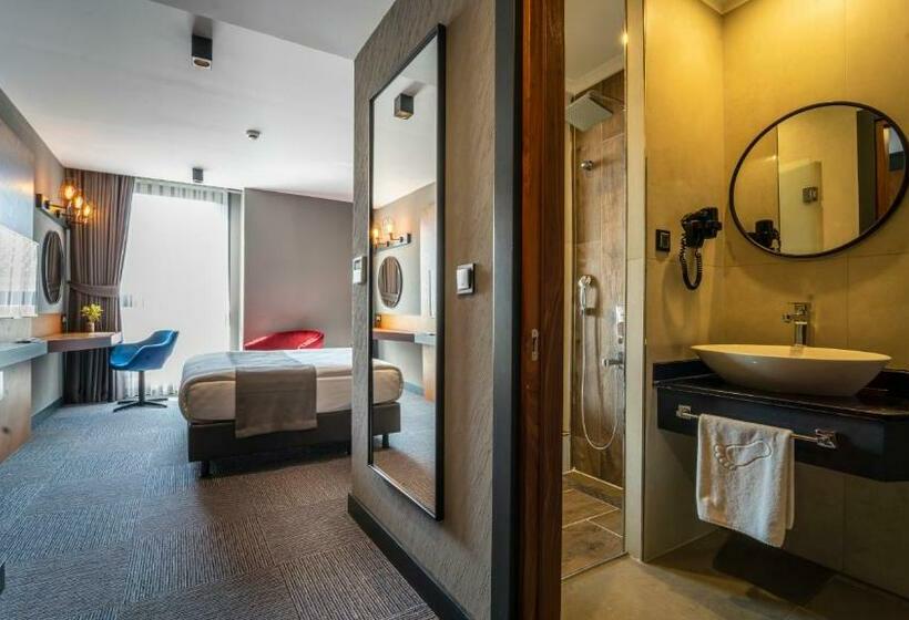 غرفة قياسية, On7 Sakarya