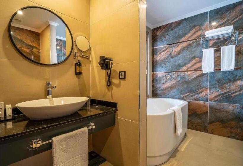 جناح, On7 Sakarya