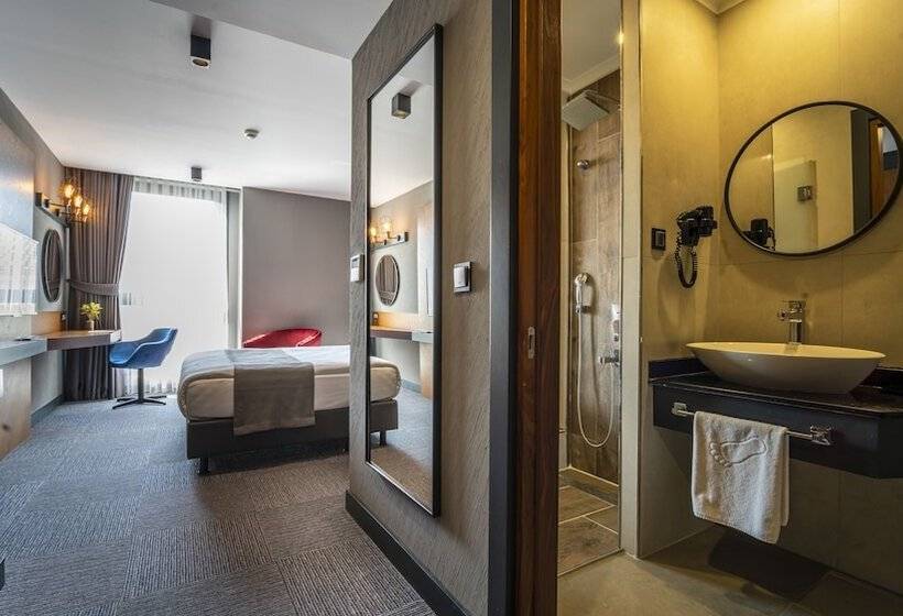 غرفة قياسية, On7 Sakarya