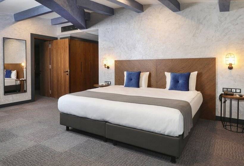 غرفة ديلوكس, On7 Sakarya