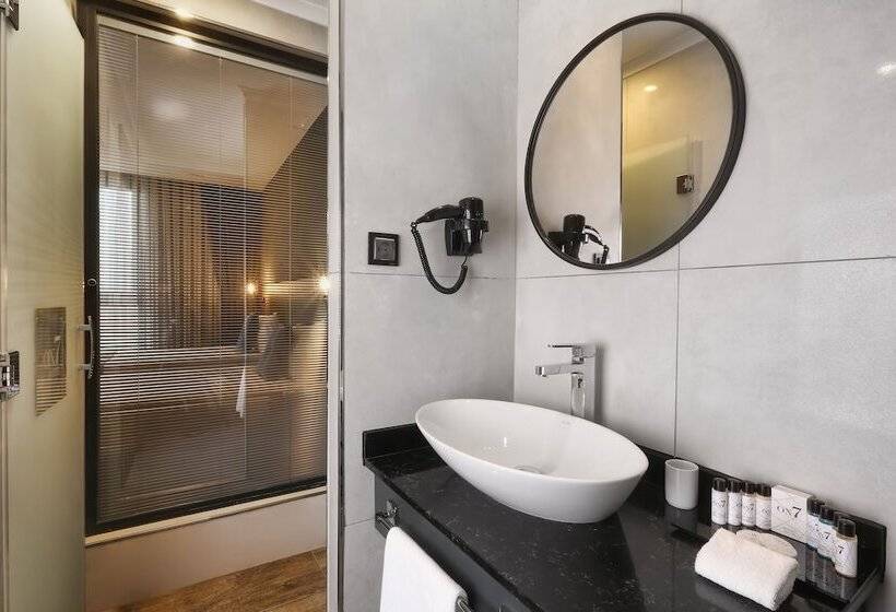 جناح, On7 Sakarya