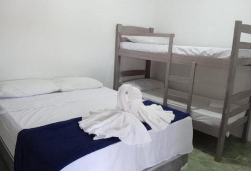 Quarto Quádruplo Estandar, Pousada Capitour