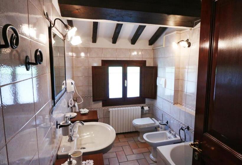 اتاق لوکس, B&b Le Noci Di Feo