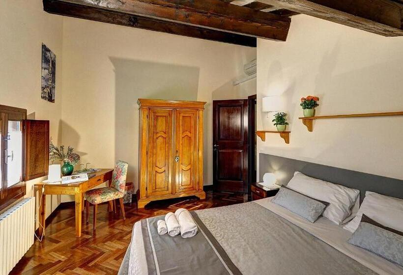 اتاق لوکس, B&b Le Noci Di Feo