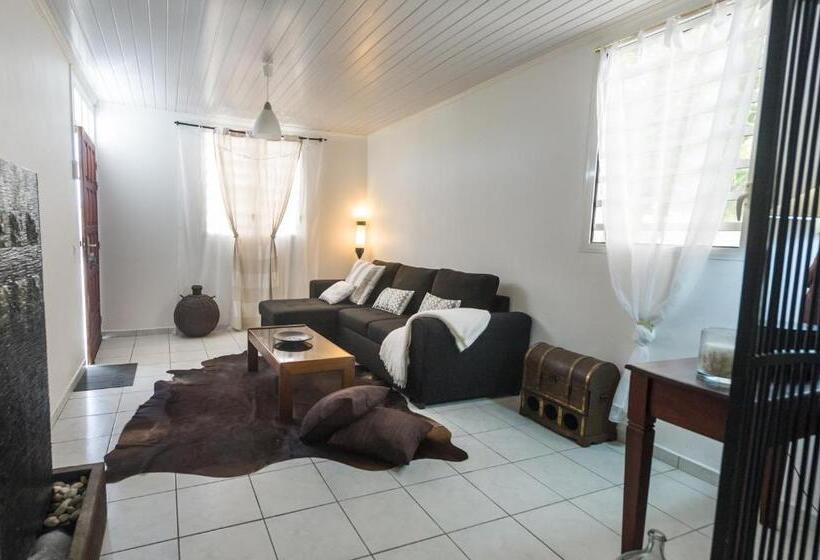 سوییت خانوادگی, Locastudio Grenadine