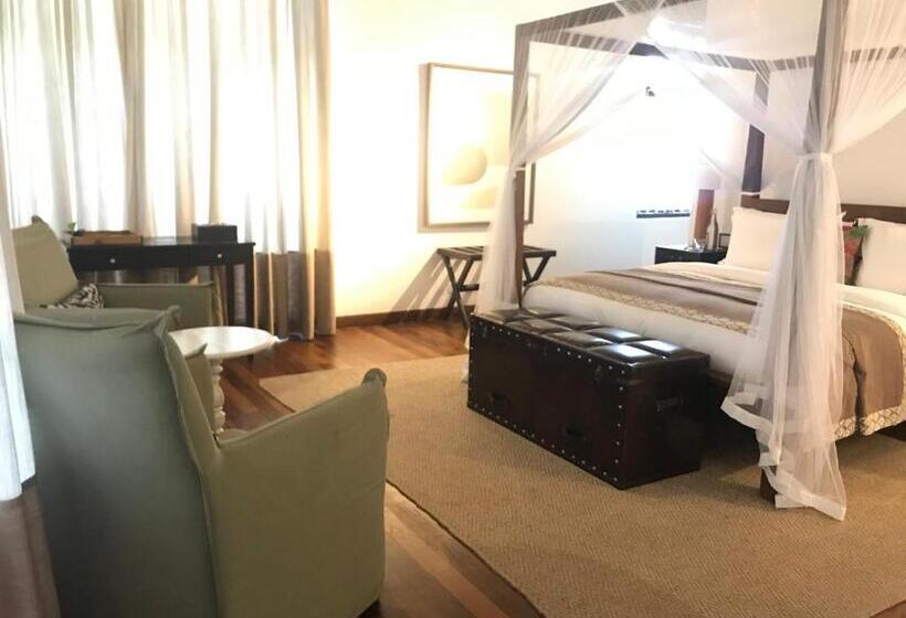 جناح بريميوم, The Postcard Galle