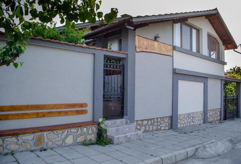 标准工作室带阳台, Guesthouse Juli