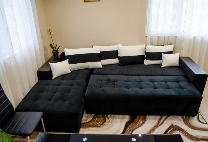 آپارتمان 1 خوابه با بالکن, Guesthouse Juli