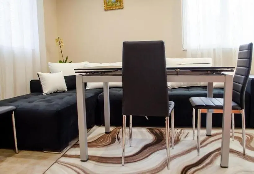 آپارتمان 1 خوابه با بالکن, Guesthouse Juli