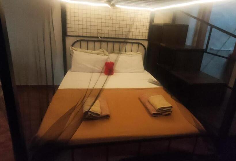 اتاق خانوادگی با چشم‌انداز جانبی دریا, Jessica Flat Malta Royal Guesthouse