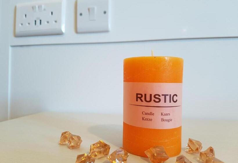 اتاق پریمیوم چهارنفره, Jessica Flat Malta Royal Guesthouse