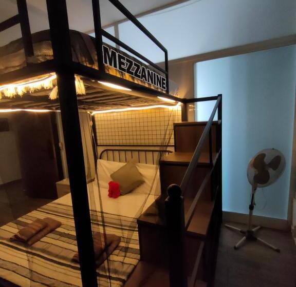 اتاق پریمیوم چهارنفره, Jessica Flat Malta Royal Guesthouse