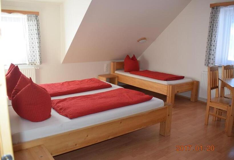 Family Suite, U Oslíka