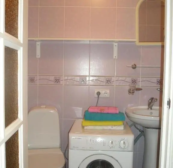 استودیوی استاندارد, Naiza Guesthouse And Apartments