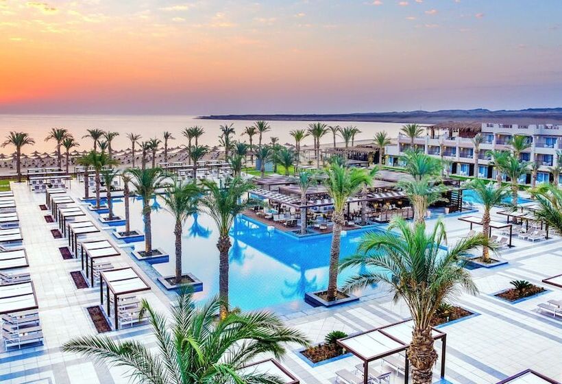 اتاق سوپریور با چشمانداز دریا, Iberotel Costa Mares