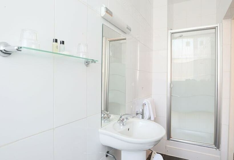 חדר סטנדרט, Columba Hotel Inverness By Compass Hospitality