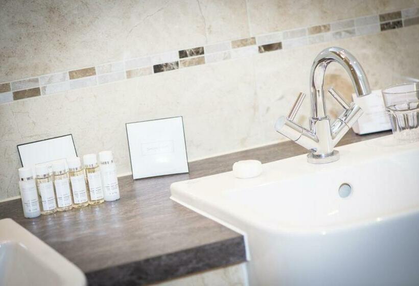 Номер Executive, Columba Hotel Inverness By Compass Hospitality