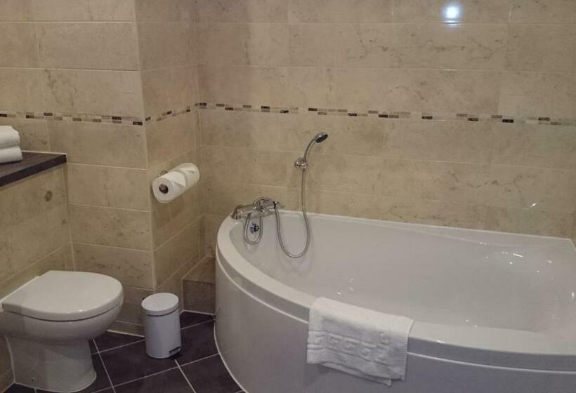 סוויטה עם נוף לנהר, Columba Hotel Inverness By Compass Hospitality