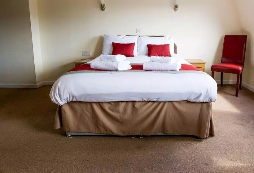 Standard Kolmen Hengen Huone, Loch Ness Drumnadrochit