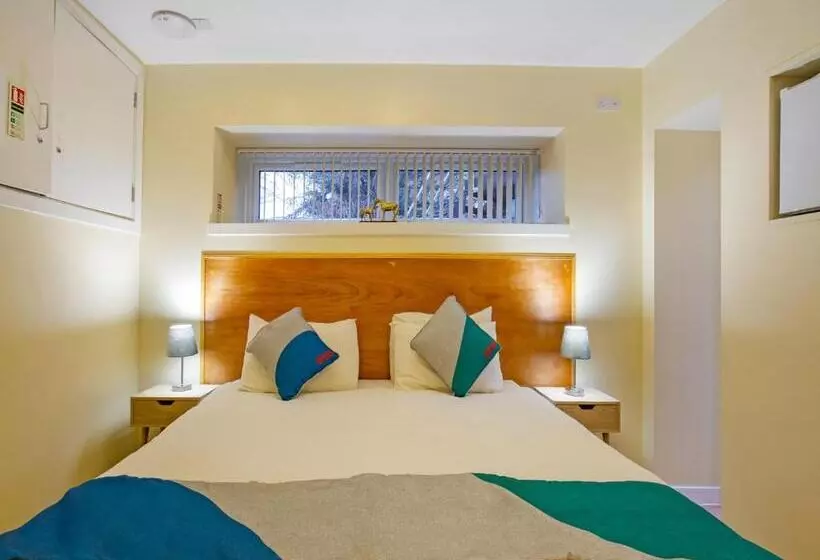 デラックスの４人部屋, Eastbank Hotel
