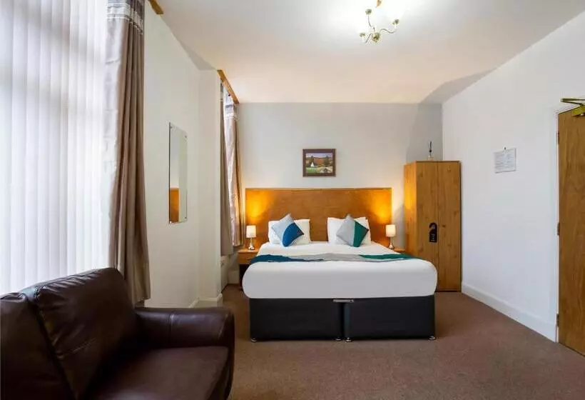 デラックストリプルルーム, Eastbank Hotel