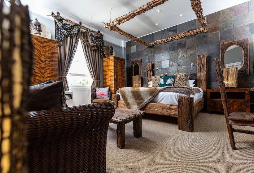 غرفة قياسية, Beaumont House