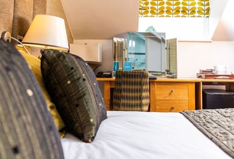 غرفة سوبيريور, Beaumont House