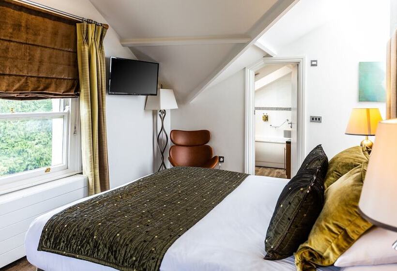 غرفة سوبيريور, Beaumont House