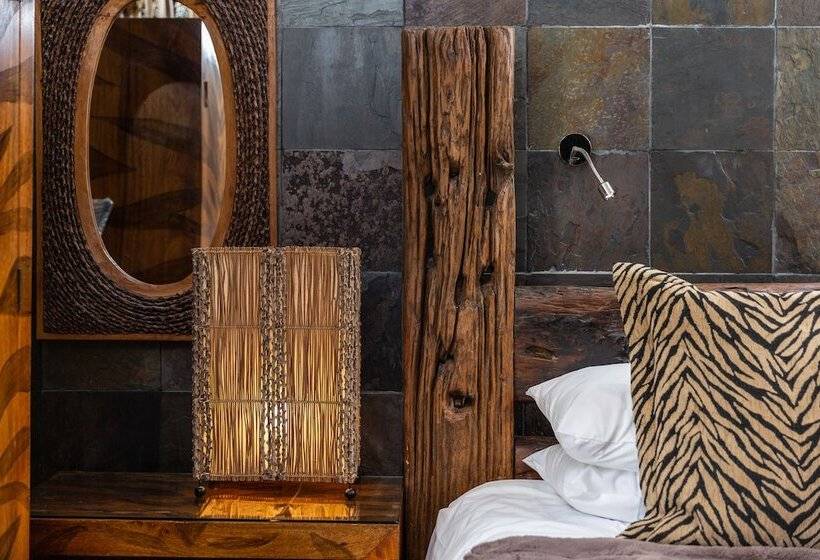 غرفة قياسية, Beaumont House