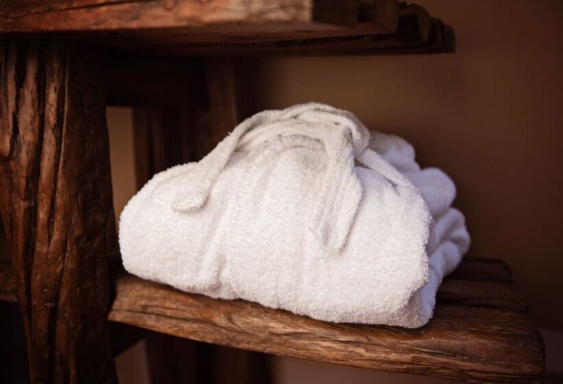 غرفة قياسية, Beaumont House