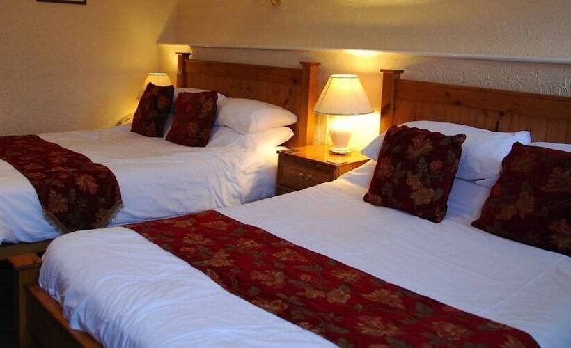 ファミリールーム, Boars Head