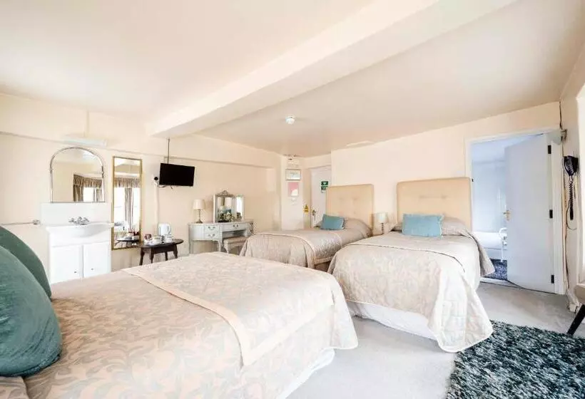 ファミリールーム, Gaskell Arms