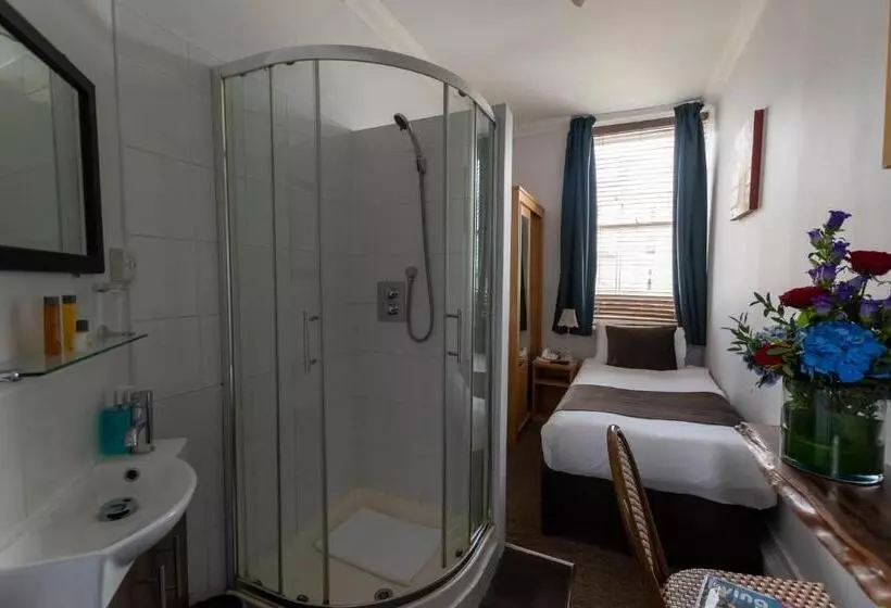 اتاق استاندارد یک تخته با سرویس بهداشتی مشترک, New Steine Hotel   B&b