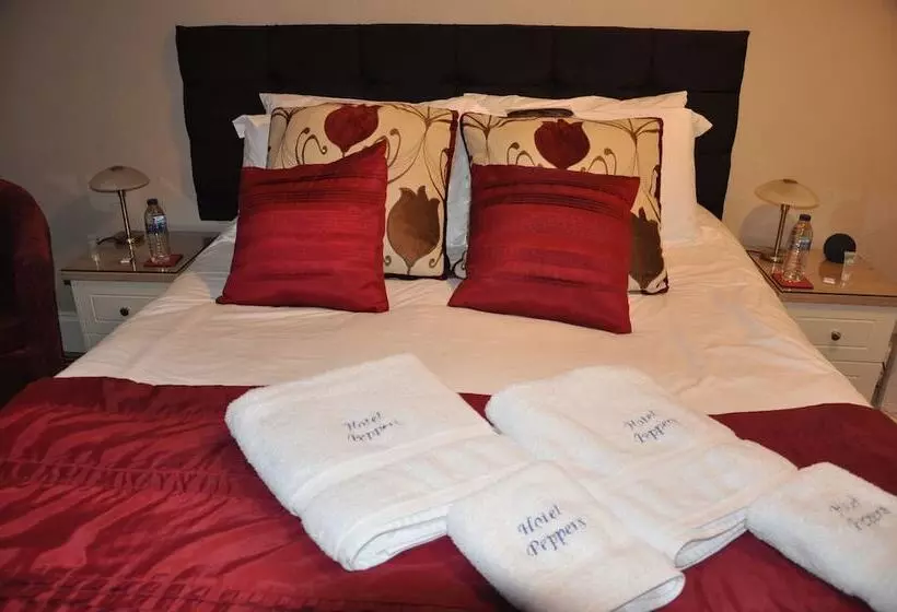 Standard Room, Peppers