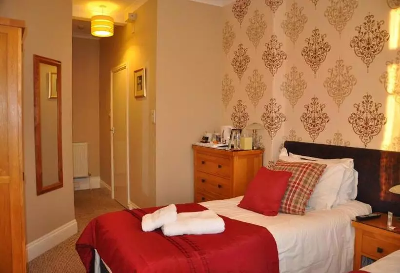 Standard Room King Size Bed, Peppers