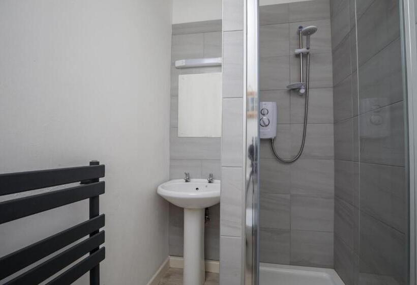 Семейный Номер Вид на Сад, Serenity Guest House