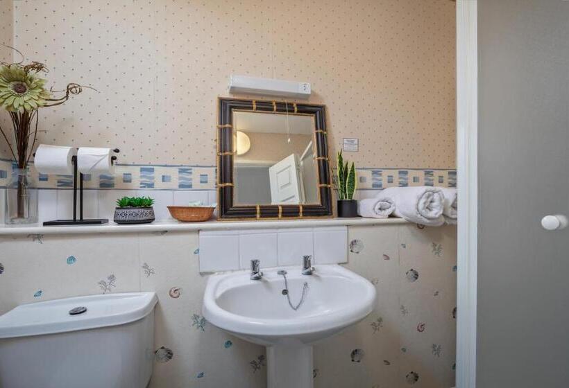 Номер Стандарт Вид на Море, Serenity Guest House