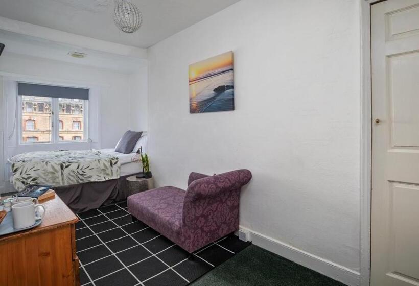 Номер Стандарт Вид на Сад, Serenity Guest House