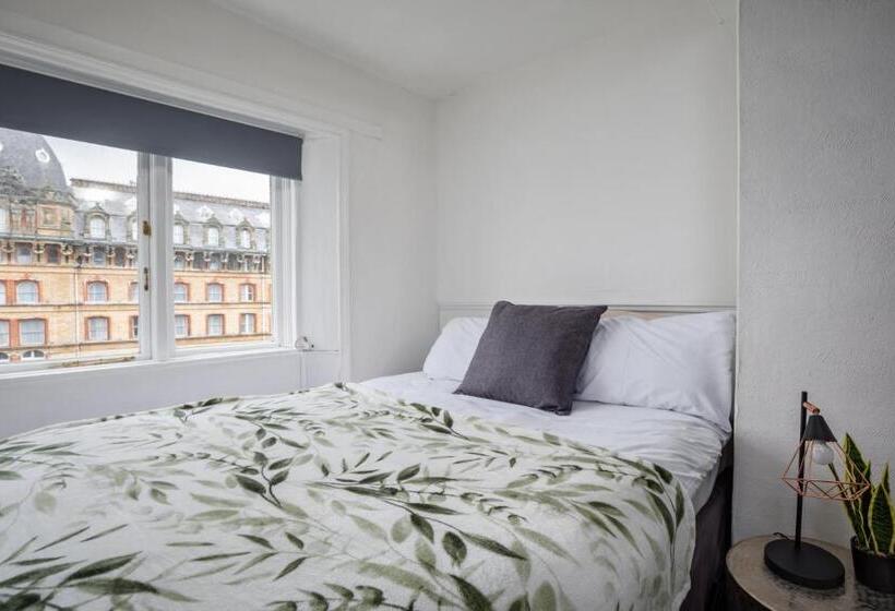 Номер Стандарт Вид на Сад, Serenity Guest House