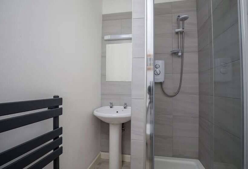 Семейный Номер, Serenity Guest House