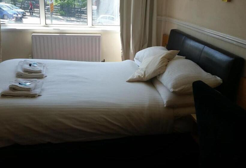 Номер Стандарт, The Bridge