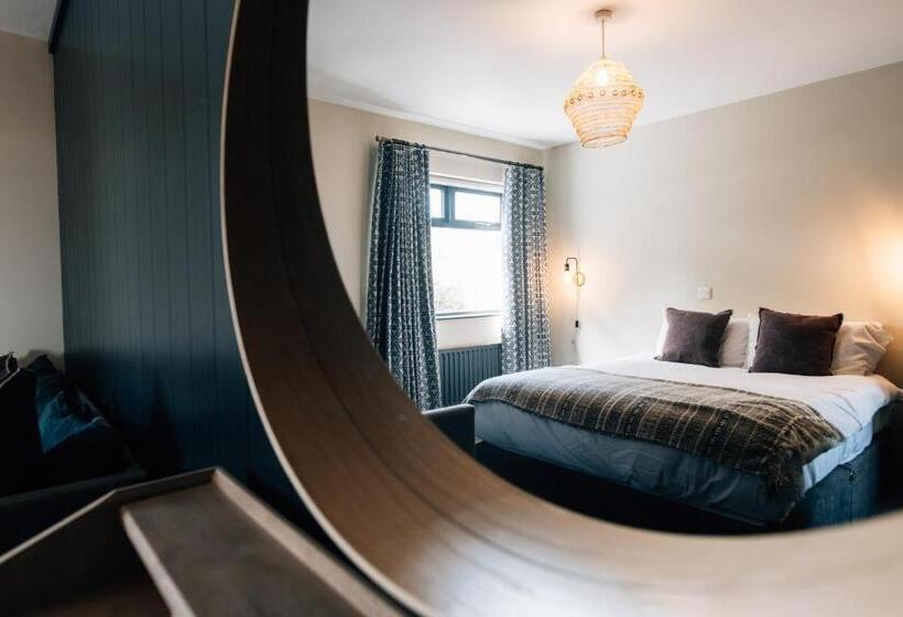 4인용 스탠다드 룸, The Fullerton Arms