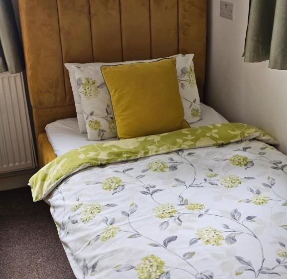 Номер Стандарт, The Gungate