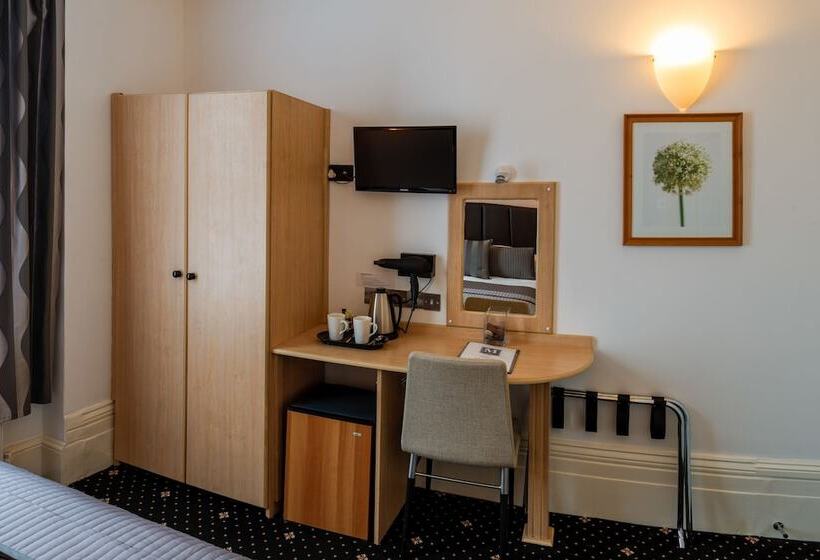 高级三人间, The Melita