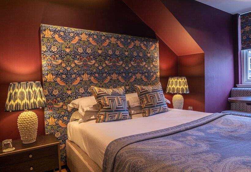 Номер Стандарт, The Raeburn