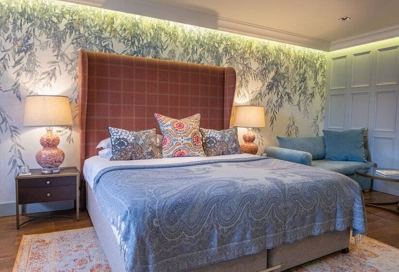 Номер Deluxe, The Raeburn