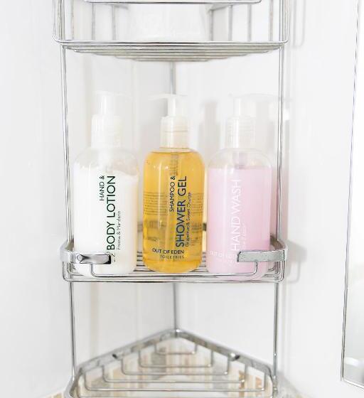 이코노미 룸, The Rosscourt Adults Only