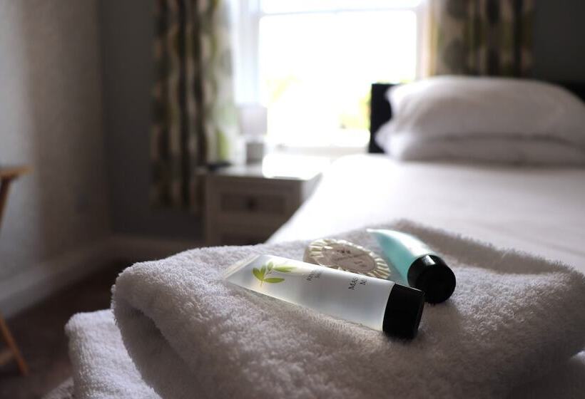 스탠다드 싱글 룸, The White Horse