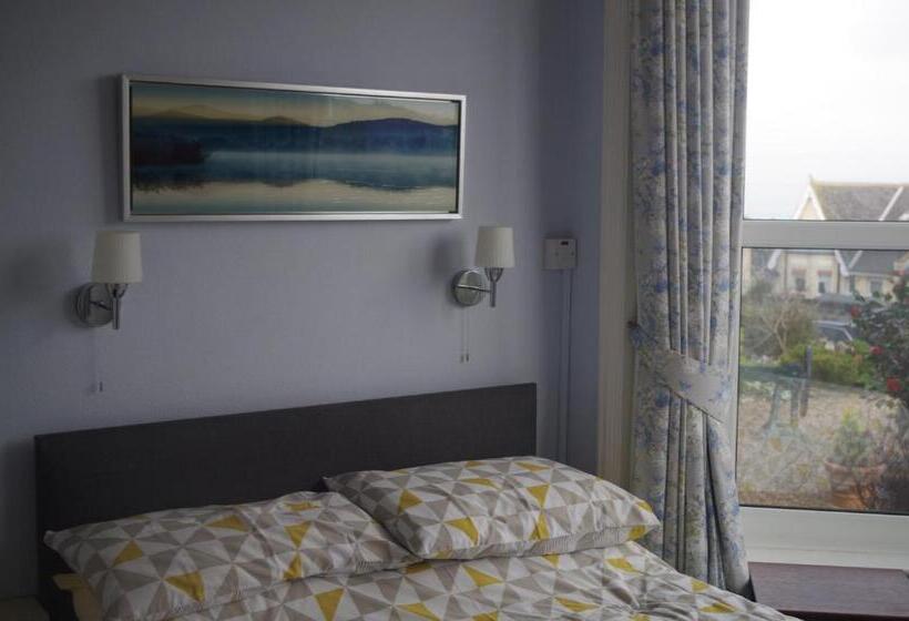 Номер Стандарт Вид на Море, Varley House