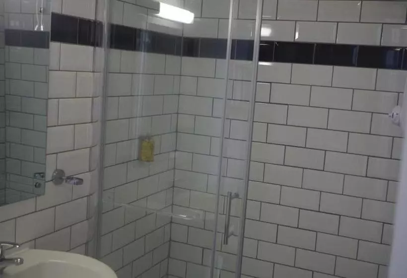 Quarto standard vista mar com balcao, Varley House